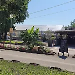 Alpesi faház Smart Paris Mit Terrasse, Ca 15min Europapark, Rulantica Boofzheim