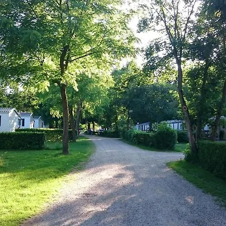 Smart Paris Mit Terrasse, Europapark, Rulantica 15min Chalet *